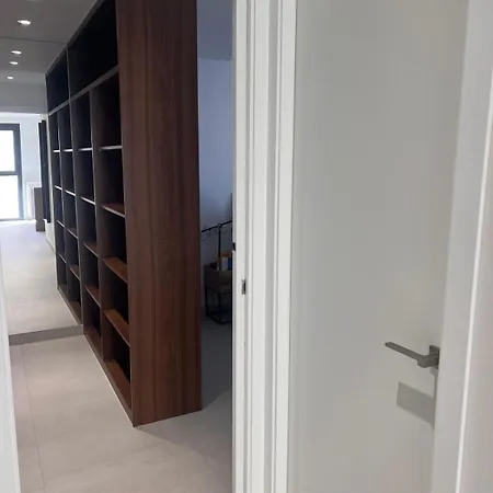 Mediterranean Garden Holidays Apartamento *